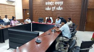 नगरीय निकायों की समीक्षा बैठक में स्वच्छता सर्वेक्षण पर जोर नगरीय निकायों की समीक्षा बैठक में स्वच्छता सर्वेक्षण पर जोर