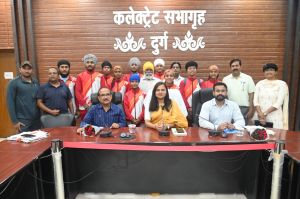 नवाचारी शैक्षिक गतिविधियां प्रदान करने वाले शिक्षक हुए सम्मानित नवाचारी शैक्षिक गतिविधियां प्रदान करने वाले शिक्षक हुए सम्मानित