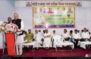 जल है तब तक जीवन है, वृक्ष है तब तक जीवन है - विधानसभा अध्यक्ष डॉ. रमन सिंह जल है तब तक जीवन है, वृक्ष है तब तक जीवन है - विधानसभा अध्यक्ष डॉ. रमन सिंह