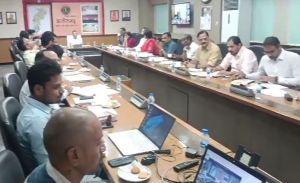  मुख्य सचिव ने कलेक्टरो और संभागायुक्तों की वीडियो कॉन्फ्रेंसिंग से ली बैठक