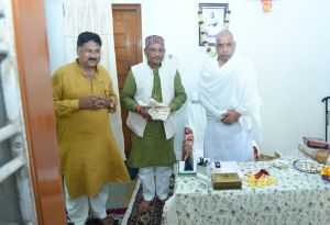  मुख्यमंत्री गुरु पूर्णिमा के अवसर पर  बनोरा स्थित अघोर गुरु पीठ में गुरु दर्शन के लिए पहुंचे