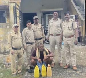  कच्ची शराब पर आबकारी विभाग सरायपाली की कार्रवाई