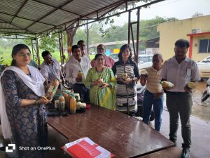 प्रत्येक शुक्रवार को स्व-सहायता समूह के उत्पाद का काउंटर लगेगा