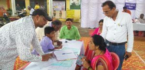 निगम क्षेत्र में जनसमस्या पखवाड़ा शिविर में आवास योजना के फार्म भी उपलब्ध 