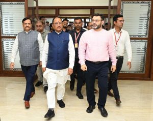  मुख्यमंत्री  ने नवा रायपुर में नवनिर्मित मुख्यमंत्री निवास का किया अवलोकन