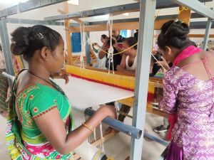 नियद नेल्लानार योजना से छात्र बन रहे आत्मनिर्भर नियद नेल्लानार योजना से छात्र बन रहे आत्मनिर्भर