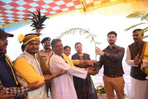 बलौदाबाजार में हर्षोल्लास के साथ मनाया गया विश्व आदिवासी दिवस बलौदाबाजार में हर्षोल्लास के साथ मनाया गया विश्व आदिवासी दिवस