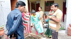   ड्राई डे में जांच के दौरान घरों में मिला कुआं , ब्लीचिंग पाउडर का छिड़काव किया गया