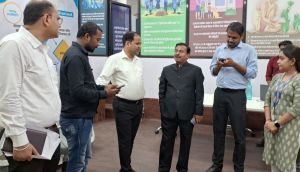 संभागायुक्त कावरे ने किया जन समस्या निवारण कॉल सेंटर का अवलोकन