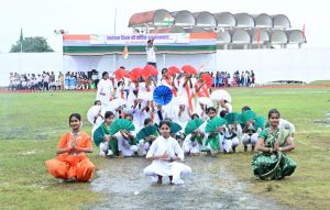 गौरेला-पेण्ड्रा-मरवाही जिले में हर्षोल्लास से मनाया गया स्वतंत्रता दिवस गौरेला-पेण्ड्रा-मरवाही जिले में हर्षोल्लास से मनाया गया स्वतंत्रता दिवस
