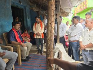  उपमुख्यमंत्री  विजय शर्मा ने स्व.  गायत्री कौशिक को श्रद्धांजलि दी