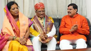 मुख्यमंत्री श्री साय ने मध्यप्रदेश के मुख्यमंत्री डॉ. यादव को दी  रक्षाबंधन और सावन सोमवार की बधाई