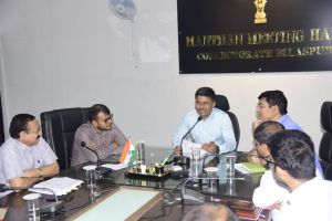 स्कूलों और अस्पताल के आस पास के पानठेलो को हटाएं : कलेक्टर