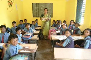 डीएमएफ से 60 से अधिक नए स्कूल भवन और 10 पीएचसी के बाउण्ड्री वॉल निर्माण की मिली स्वीकृति