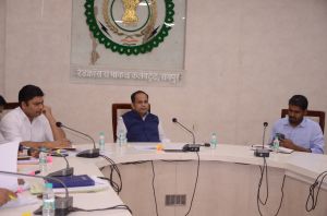 अवैध उत्खनन और परिवहन पर रखें निगरानी और सूचना मिलते ही मौके पर करें कार्रवाई-कलेक्टर अवैध उत्खनन और परिवहन पर रखें निगरानी और सूचना मिलते ही मौके पर करें कार्रवाई-कलेक्टर