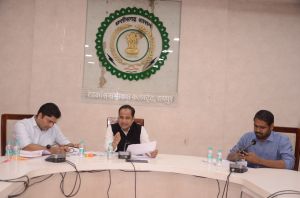 कलेक्टर डा. गौरव सिंह की पहल पर इंडियन रेडक्रास सोसायटी के अधिकारी आजीवन सदस्य बने