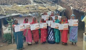  पीएम जनमन योजना के बेहतर क्रियान्वयन एवं हितग्राहियों के सतत मॉनिटरिंग हेतु प्रोग्रेस मॉनिटरिंग कार्ड का किया गया वितरण