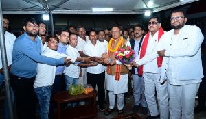  मुख्यमंत्री श्री साय से सतनामी समाज के प्रतिनिधिमण्डल ने की मुलाकात