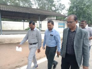 प्रधान जिला एवं सत्र न्यायाधीश ने रायपुर केंद्रीय जेल का किया औचक निरीक्षण