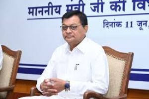  उद्योग एवं श्रम मंत्री श्री देवांगन 17 सितम्बर को रायपुर में श्रमिक सम्मेलन एवं &lsquo;मोर आवास-मोर अधिकार&lsquo; योजना कार्यक्रम में होंगे शामिल 