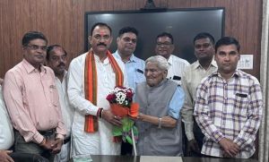 91 वर्षीय बुजुर्ग ने पेश की अद्भुत मिसाल 91 वर्षीय बुजुर्ग ने पेश की अद्भुत मिसाल