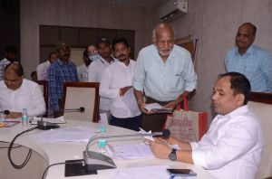  कलेक्टर डाॅ. गौरव सिंह ने जनदर्शन में सुनी आम नागरिकों की समस्याएं