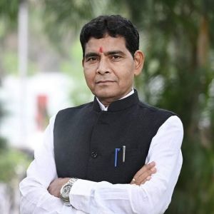 सरकार आमजनों की मूलभूत आवश्यकता को पूरा करने के साथ विकास कार्यो को तेजी से पूरा करनें प्रतिबद्ध: मंत्री टंक राम वर्मा सरकार आमजनों की मूलभूत आवश्यकता को पूरा करने के साथ विकास कार्यो को तेजी से पूरा करनें प्रतिबद्ध: मंत्री टंक राम वर्मा