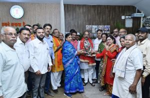  अधिकारियों-कर्मचारियों को वर्षों से लंबित ग्रेच्युटी राशि का भुगतान