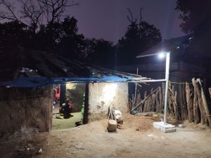 सौर ऊर्जा से रोशन हुए 25 बैगा परिवारों के आशियाने सौर ऊर्जा से रोशन हुए 25 बैगा परिवारों के आशियाने