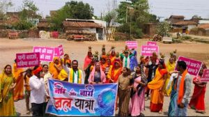 ग्राम किरगी ब में निकाली गई जल कलश यात्रा ग्राम किरगी ब में निकाली गई जल कलश यात्रा