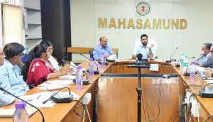 कलेक्टर विनय कुमार लंगेह ली ने कृषि एवं सम्बंधित विभागों की संयुक्त बैठक कलेक्टर विनय कुमार लंगेह ली ने कृषि एवं सम्बंधित विभागों की संयुक्त बैठक