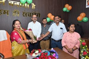 जोन 7 अध्यक्ष श्वेता विश्वकर्मा ने पदभार संभाला 