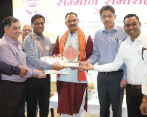  मुख्यमंत्री विष्णुदेव साय की सरकार स्वास्थ्य सेवाओं को लेकर है सजग और प्रतिबद्ध : स्वास्थ्य मंत्री  