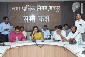  निगम एमआईसी द्वारा पंडित आर डी तिवारी उ.मा. शाला में विविध विकास कार्य करवाने निविदा दर 1 करोड 53 लाख 92 हजार को स्वीकृति 