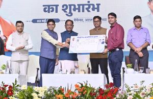  मुख्यमंत्री  विष्णु देव साय द्वारा छत्तीसगढ़ में पंजीयन की 10 क्रांति का शुभारंभ