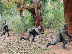  गरियाबंद में मुठभेड़ में एक इनामी नक्सली ढेर