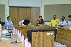 महापौर मीनल चौबे के अनुरोध पर उप मुख्यमंत्री साव ने बैठक लेकर दिए निर्देश