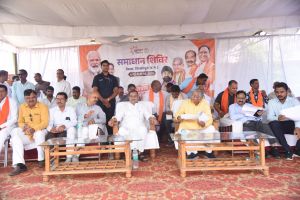 सुशासन तिहार से लोगों की समस्याओं का हो रहा समयबद्ध एवं पारदर्शी समाधान : तोखन साहू सुशासन तिहार से लोगों की समस्याओं का हो रहा समयबद्ध एवं पारदर्शी समाधान : तोखन साहू