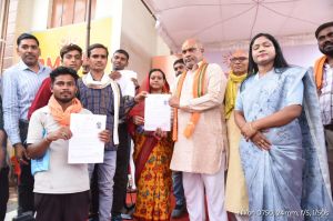 जनकल्याणकारी योजनाएं धरातल पर लागू कर रही सरकार - विधायक चंद्राकर जनकल्याणकारी योजनाएं धरातल पर लागू कर रही सरकार - विधायक चंद्राकर