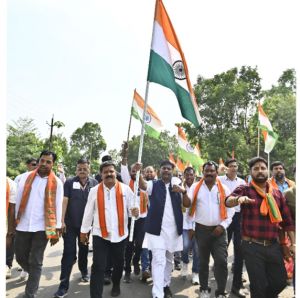 चिंगावरम, सुकमा में उपमुख्यमंत्री विजय शर्मा एवं मंत्री केदार कश्यप का दौरा चिंगावरम, सुकमा में उपमुख्यमंत्री विजय शर्मा एवं मंत्री केदार कश्यप का दौरा