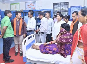 उपमुख्यमंत्री विजय शर्मा एवं वनमंत्री कश्यप ने भानपुरी स्थित प्राथमिक स्वास्थ्य केन्द्र का किया आकस्मिक निरीक्षण उपमुख्यमंत्री विजय शर्मा एवं वनमंत्री कश्यप ने भानपुरी स्थित प्राथमिक स्वास्थ्य केन्द्र का किया आकस्मिक निरीक्षण