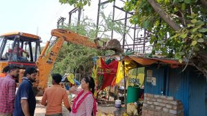  टीम प्रहरी निगम नगर निवेश ने जोन 9 में अवैध कब्जे हटाए 