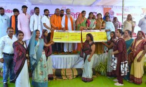  सुरडोंगर और नगर पंचायत गुरूर में समाधान शिविर संपन्न