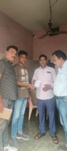 निगम जोन 5 ने चंद्रशेखर नगर में बाबी आइसक्रीम दुकान में गन्दगी मिलने पर 3000 रूपये जुर्माना किया     