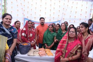  सुशासन तिहार 2025ः ग्राम पंचायत देवरी में समाधान शिविर का हुआ आयोजन