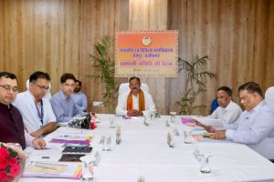   स्वास्थ्य मंत्री  की अध्यक्षता में रायपुर दंत चिकित्सा महाविद्यालय में स्वशासी समिति की बैठक संपन्न 