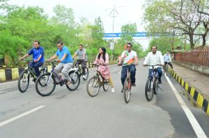 भारतीय खेल प्राधिकरण (साई) द्वारा स्वास्थ्य एवं फिटनेस के प्रति जागरूकता लाने के लिए मीडिया प्रतिनिधियों के लिए फिट इंडिया संडे साइकिलिंग रैली का आयोजन