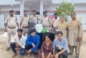  कोटमी क्षेत्र में गांजा बिक्री के विरुद्ध बड़ी कार्यवाही &ndash; महिला सहित चार आरोपी गिरफ्तार