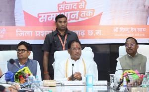 राजस्व अभिलेखों में जिस अधिकारी के लॉगिन से त्रुटिपूर्ण प्रविष्ठि होगी, उस पर होगी कड़ी कार्रवाई : मुख्यमंत्री राजस्व अभिलेखों में जिस अधिकारी के लॉगिन से त्रुटिपूर्ण प्रविष्ठि होगी, उस पर होगी कड़ी कार्रवाई : मुख्यमंत्री