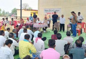 कृषि मंत्री रामविचार नेताम विकसित कृषि संकल्प अभियान में हुए शामिल कृषि मंत्री रामविचार नेताम विकसित कृषि संकल्प अभियान में हुए शामिल